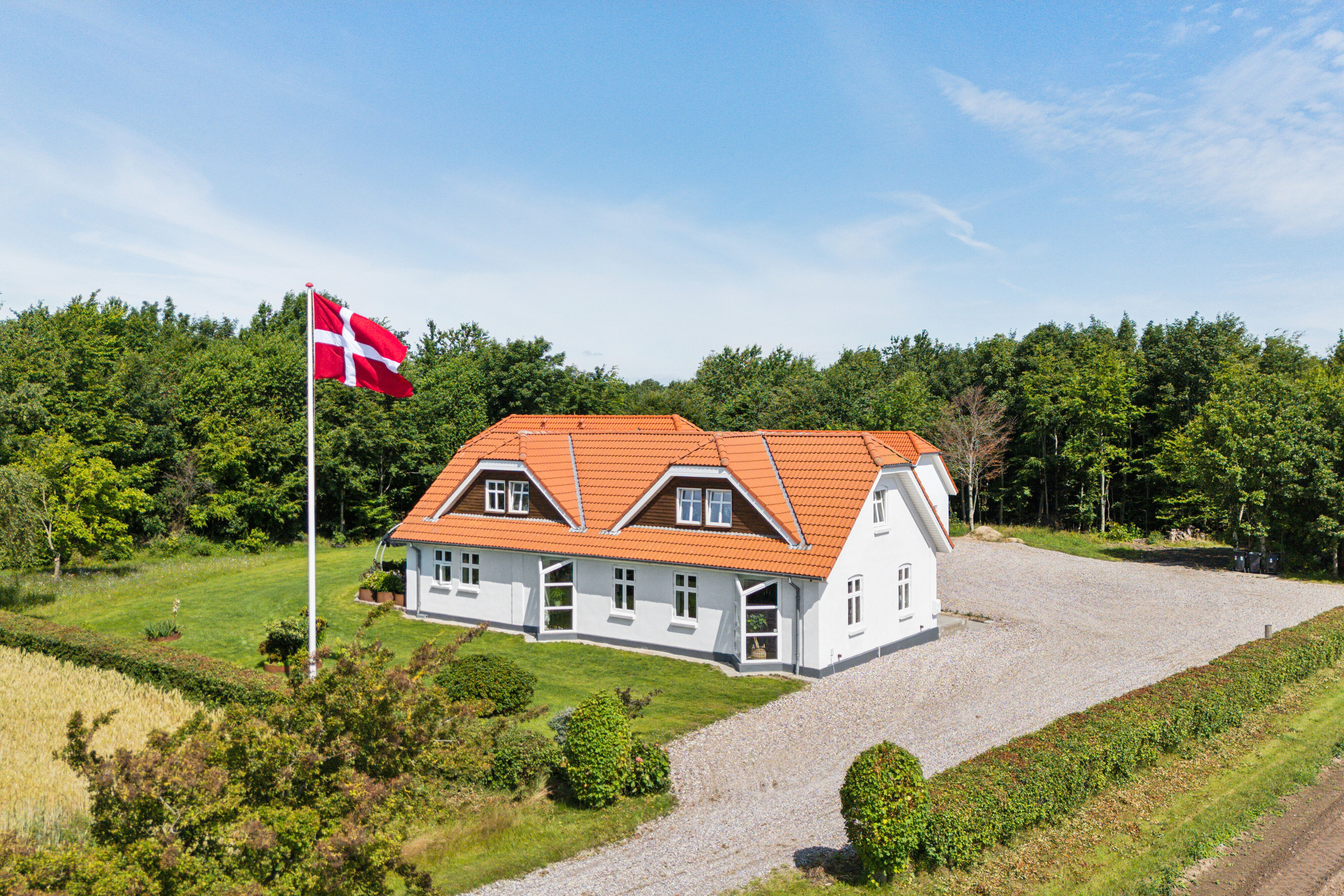 Landejendom på Amtsvejen 51 8930 Randers NØ.
