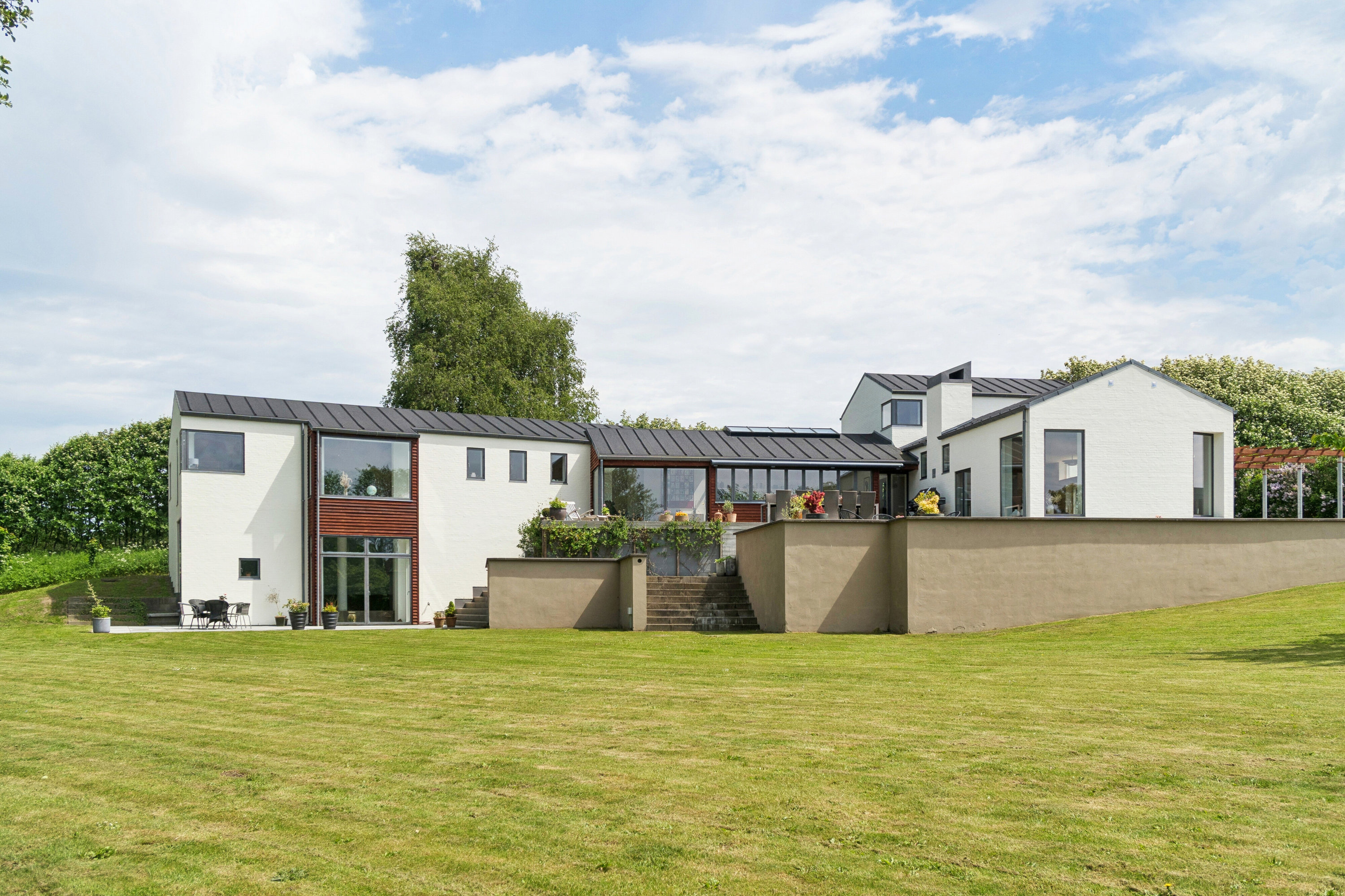 Villa på Longvej 10+14 5762 Vester Skerninge.